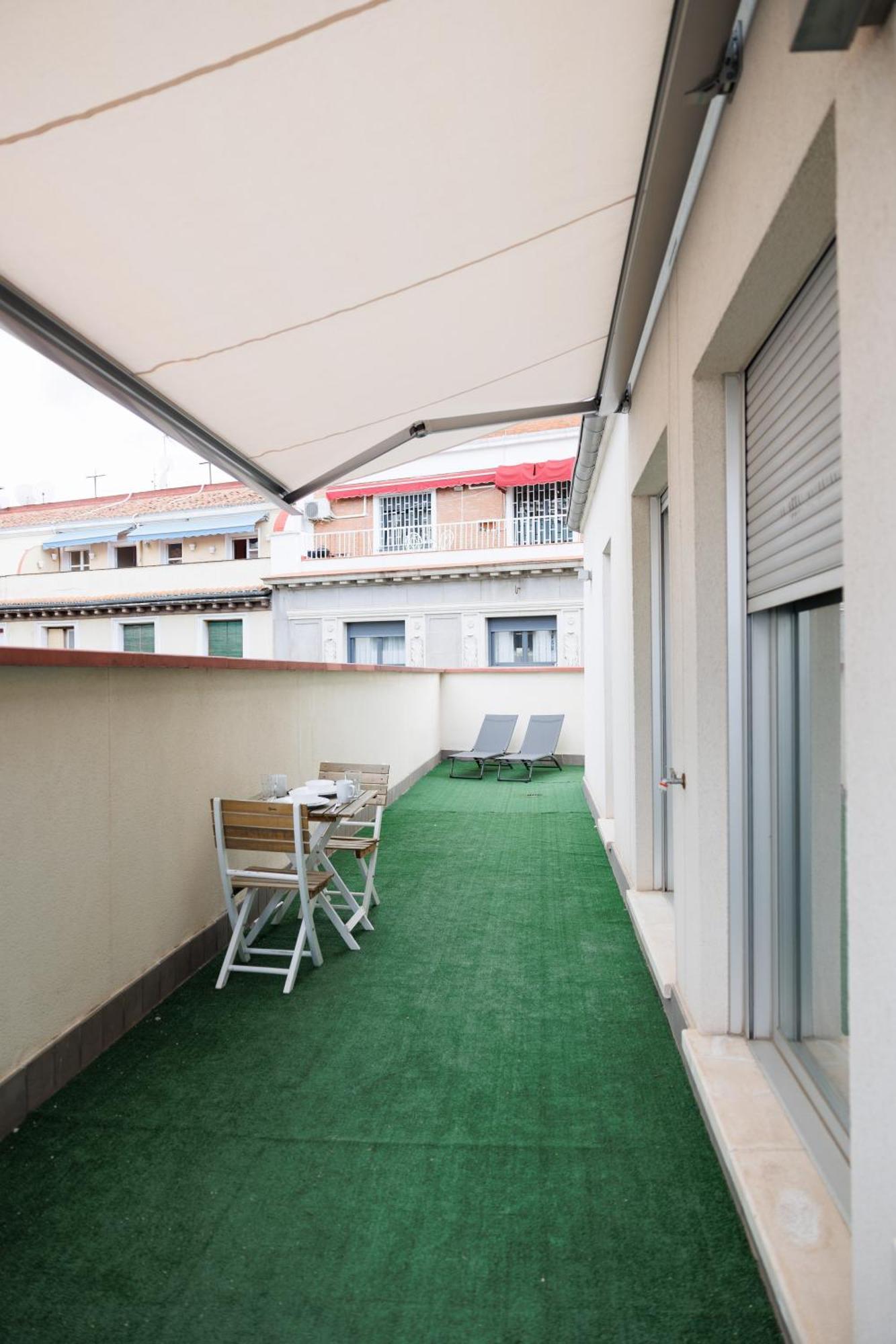Slow Suites Gran Via มาดริด ภายนอก รูปภาพ
