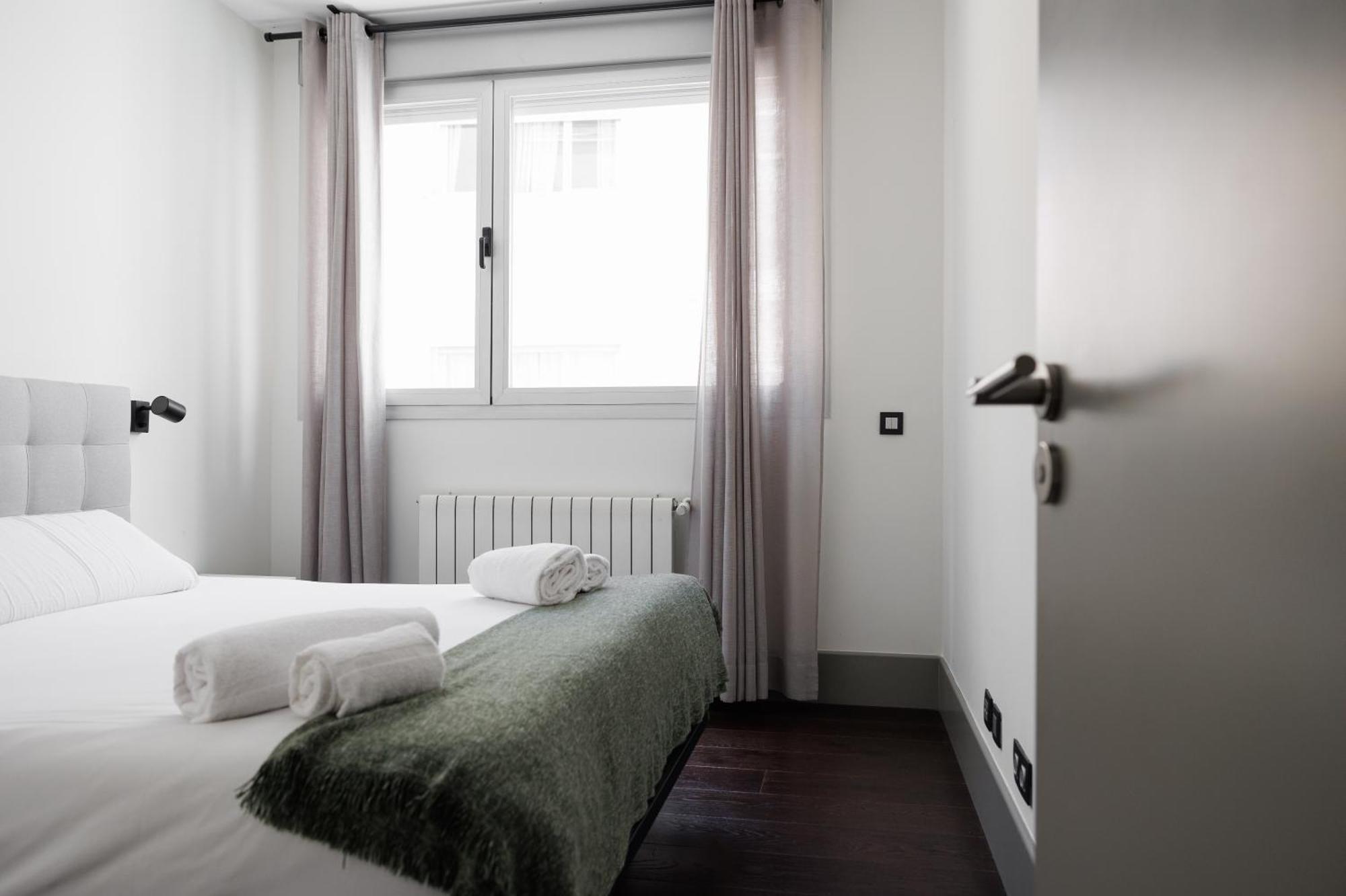 Slow Suites Gran Via มาดริด ภายนอก รูปภาพ