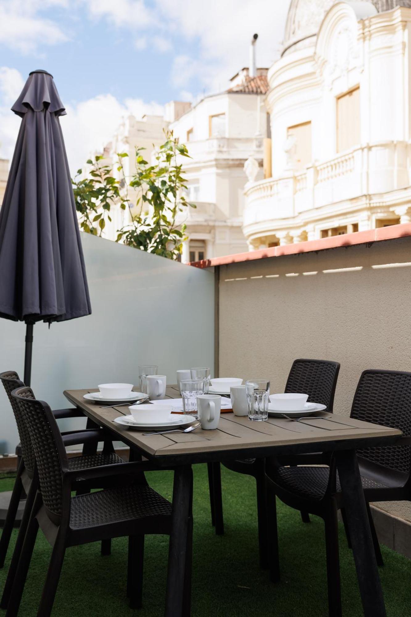 Slow Suites Gran Via มาดริด ภายนอก รูปภาพ