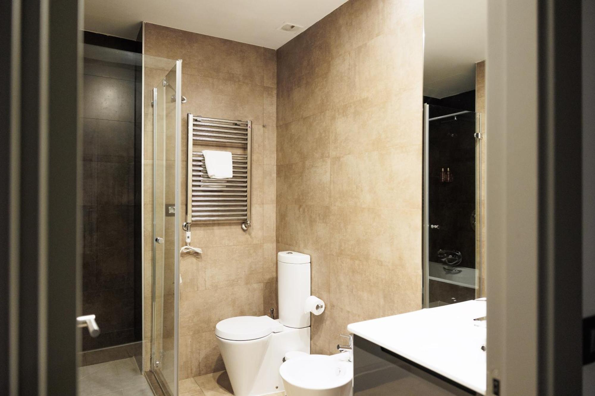 Slow Suites Gran Via มาดริด ภายนอก รูปภาพ
