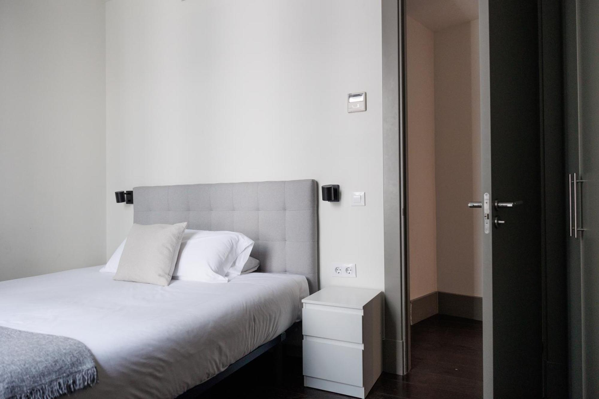 Slow Suites Gran Via มาดริด ภายนอก รูปภาพ